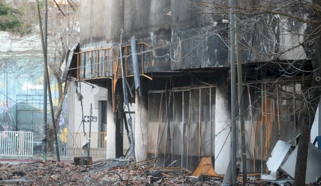 DEMOLICION E INCENDIO