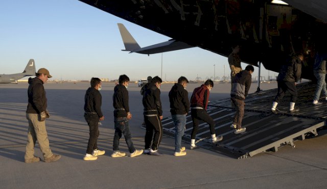 deportados