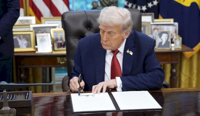 TRUMP