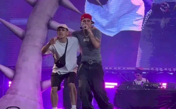 El curioso pedido de Lit Killah a un fan durante su show