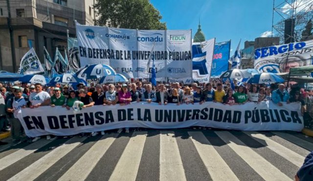 PAROUNIVERSITARIOS