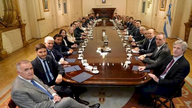 El avance de la reforma laboral genera opiniones divididas entre el mercado y las pequeñas empresas