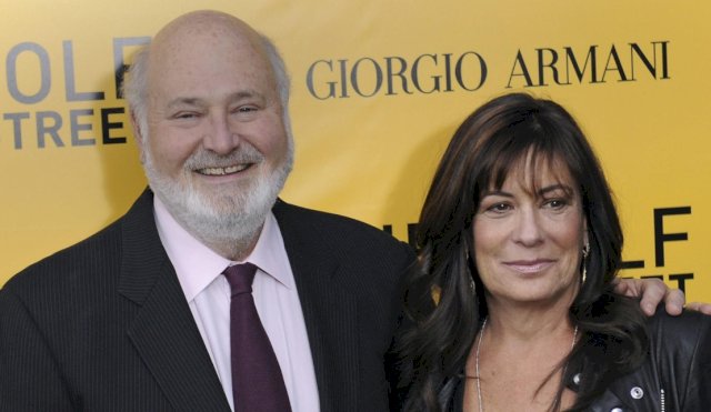  Rob Reiner y a su esposa 