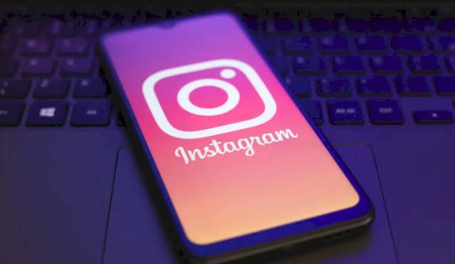 INSTAGRAM
