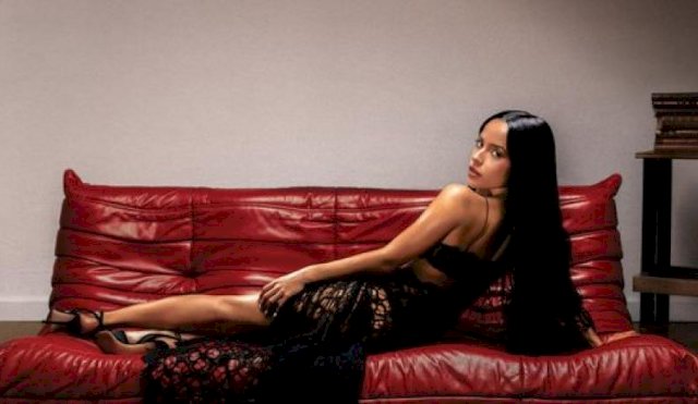 BECKY G