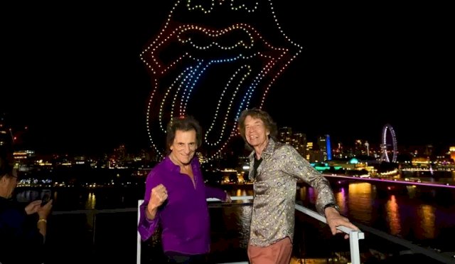 STONESLANZAMIENTO