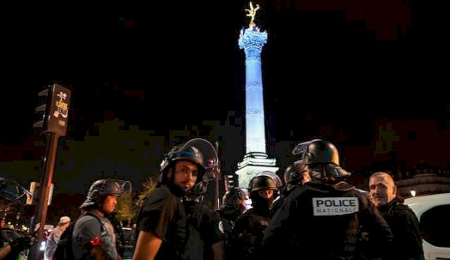 PARIS