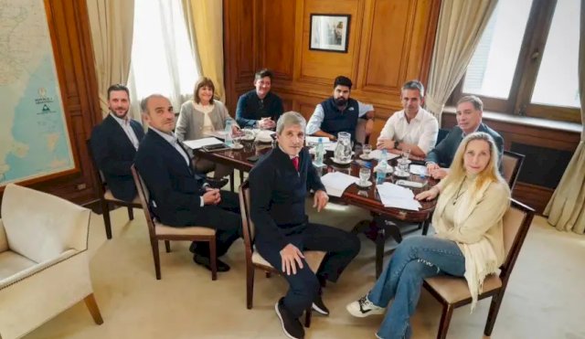 gobierno mesa chica