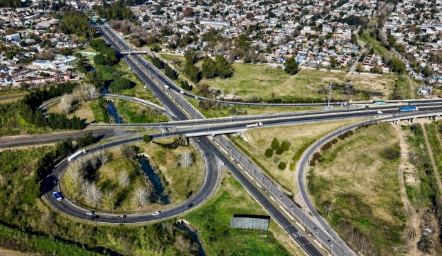 ACCESO LA PLATA 