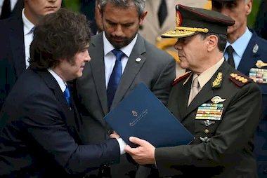 Militar 