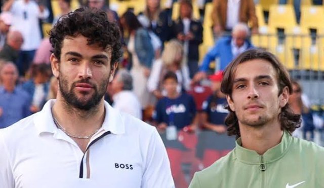 TENIS